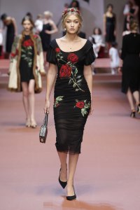 dolce-and-gabbana-winter-2016-women-fashion-show-runway-71-zoom